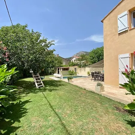 Casa de Férias De Charme Proche Mourillon